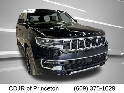 New 2025 Jeep Wagoneer Series III w/ HD Trailer Tow Package