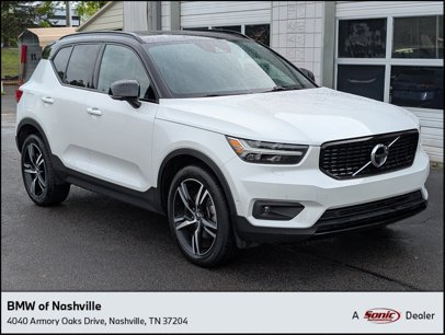 Used 2022 Volvo XC40 T5 R-Design