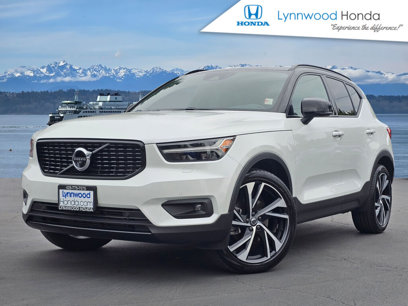 Used 2021 Volvo XC40 T5 R-Design