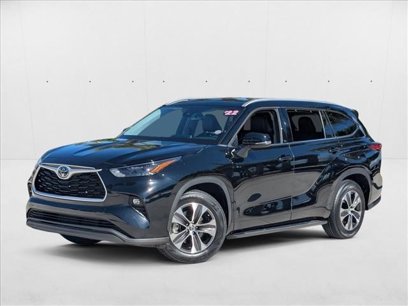 Used 2022 Toyota Highlander XLE