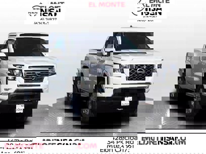 New 2024 Nissan Frontier SV w/ SV Convenience Package