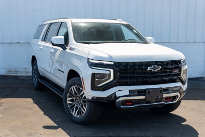 New 2025 Chevrolet Suburban Z71 w/ Z71 Off-Road Package