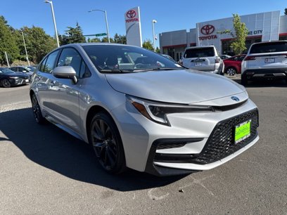 New 2025 Toyota Corolla LE