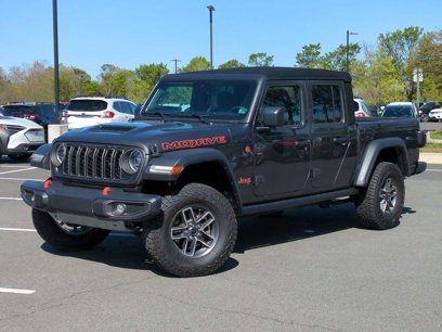 Used 2024 Jeep Gladiator Mojave w/ Technology Group