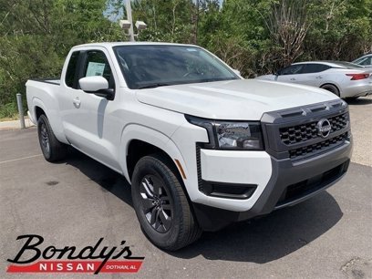 New 2025 Nissan Frontier SV