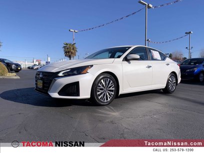 Used 2023 Nissan Altima 2.5 SV