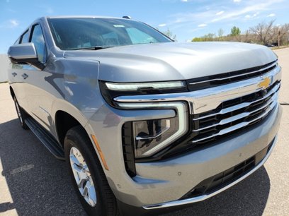 New 2025 Chevrolet Suburban LT w/ Comfort Package
