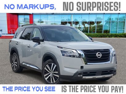 Used 2024 Nissan Pathfinder Platinum w/ Cargo Package