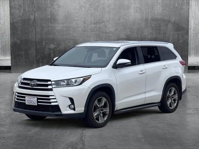Used 2017 Toyota Highlander Limited