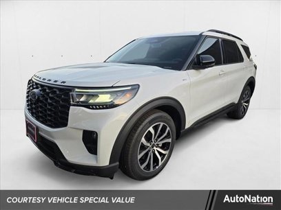 New 2025 Ford Explorer ST-Line w/ Premium Package