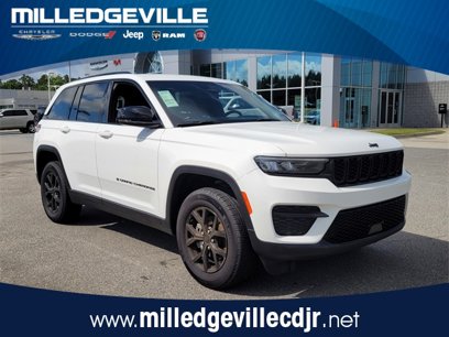 Used 2024 Jeep Grand Cherokee Altitude