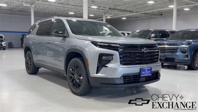 New 2025 Chevrolet Traverse LT w/ Midnight/Sport Edition