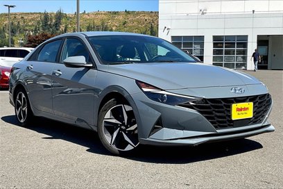 Used 2023 Hyundai Elantra SEL w/ Convenience Package