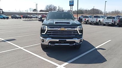 New 2025 Chevrolet Silverado 3500 LTZ w/ LTZ Convenience Package