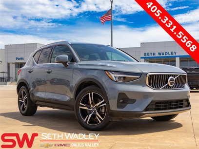 Used 2023 Volvo XC40 B5 Plus