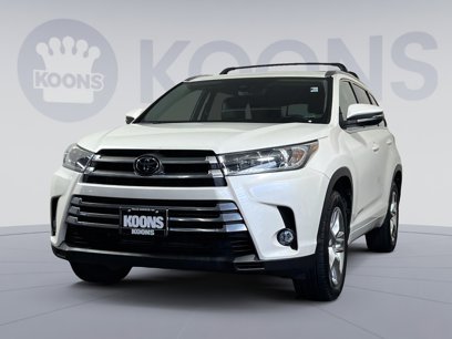 Used 2018 Toyota Highlander FWD V6