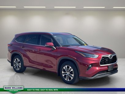 Used 2022 Toyota Highlander XLE