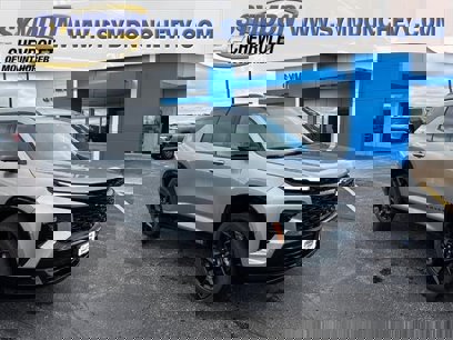 Used 2024 Chevrolet Traverse RS w/ LPO, Floor Liner Package
