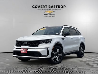 Used 2021 Kia Sorento S w/ Panoramic Sunroof Package
