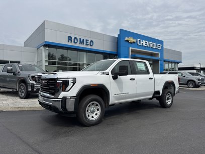 New 2025 GMC Sierra 2500 Pro