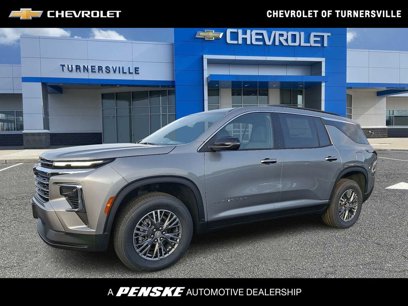 New 2025 Chevrolet Traverse LT
