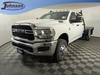 New 2024 RAM 3500 Tradesman w/ Chrome Appearance Group