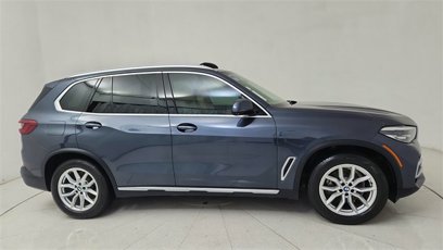 Used 2019 BMW X5 xDrive40i w/ Premium Package 2