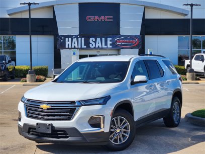 Used 2023 Chevrolet Traverse LT