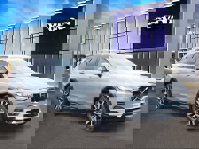 New 2025 Volvo V90 B6 Cross Country Plus w/ Climate Package