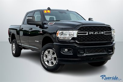 New 2024 RAM 2500 Big Horn w/ Safety Group