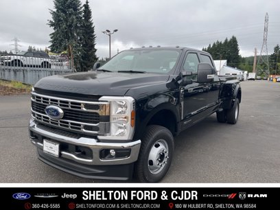 New 2025 Ford F350 XLT