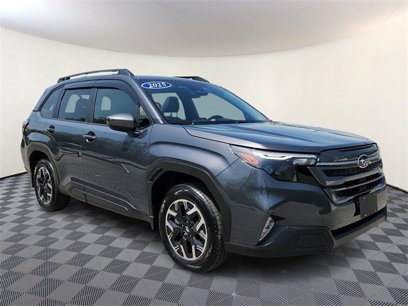 Used 2025 Subaru Forester Premium w/ Convenience Package #1