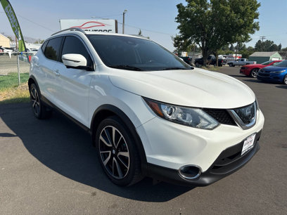 Used 2017 Nissan Rogue Sport SL
