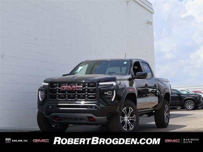 New 2025 GMC Canyon AT4