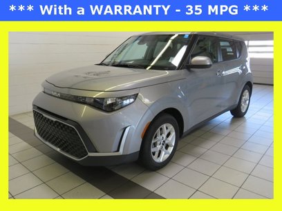Used 2023 Kia Soul LX w/ Option Group 015