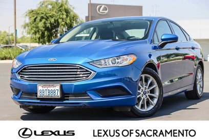 Used 2017 Ford Fusion SE w/ Fusion SE Technology Package