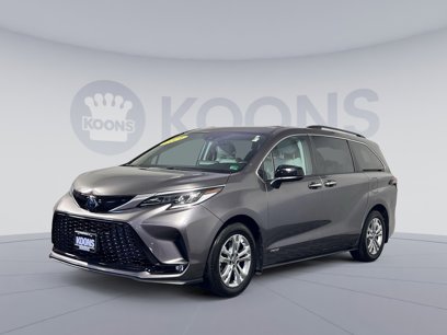 Used 2021 Toyota Sienna XSE w/ XSE Plus Package