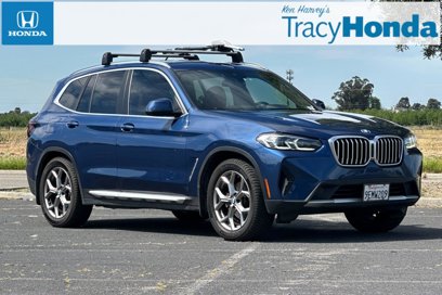 Used 2022 BMW X3 xDrive30i w/ Premium Package 2