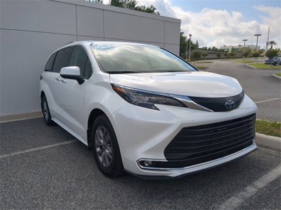 Used 2024 Toyota Sienna XLE