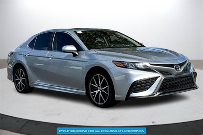 Used 2021 Toyota Camry SE