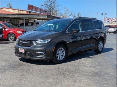 Used 2022 Chrysler Pacifica Touring-L