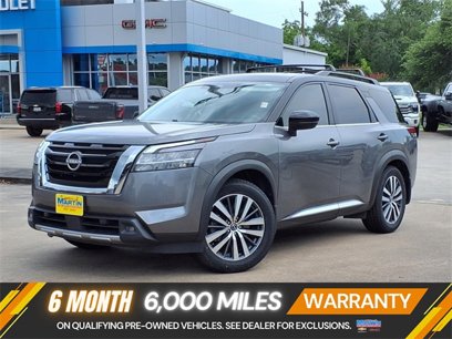 Used 2022 Nissan Pathfinder Platinum w/ Cargo Package