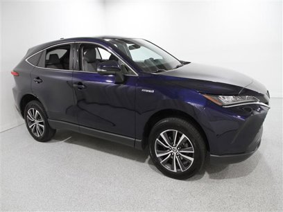 Used 2021 Toyota Venza LE w/ Carpet Mat Package (TMS)
