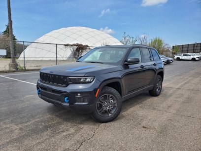 Used 2024 Jeep Grand Cherokee Trailhawk w/ Advanced Protech Group II