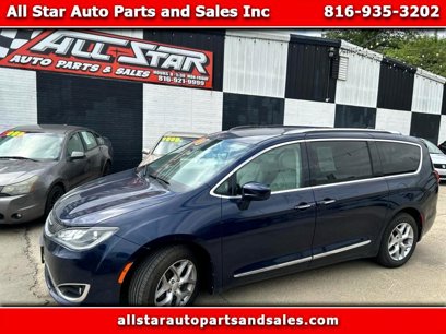 Used 2017 Chrysler Pacifica Touring-L Plus w/ Tire & Wheel Group