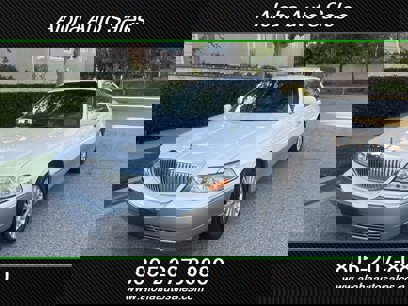 Used 2003 Lincoln Town Car Signature