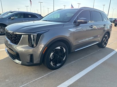 Used 2025 Kia Sorento EX w/ EX Panoramic Sunroof Package