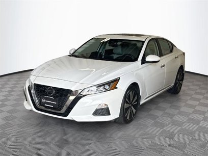 Certified 2022 Nissan Altima 2.5 SV w/ SV Premium Package