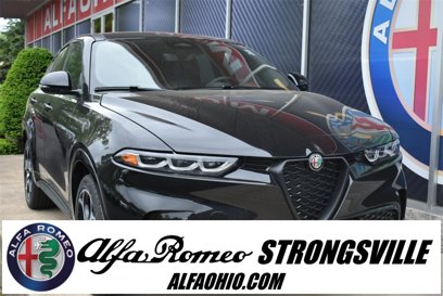 New 2025 Alfa Romeo Tonale Veloce w/ Premium Package