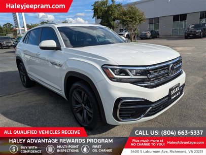 Used 2020 Volkswagen Atlas Cross Sport SE w/ Panoramic Sunroof Package